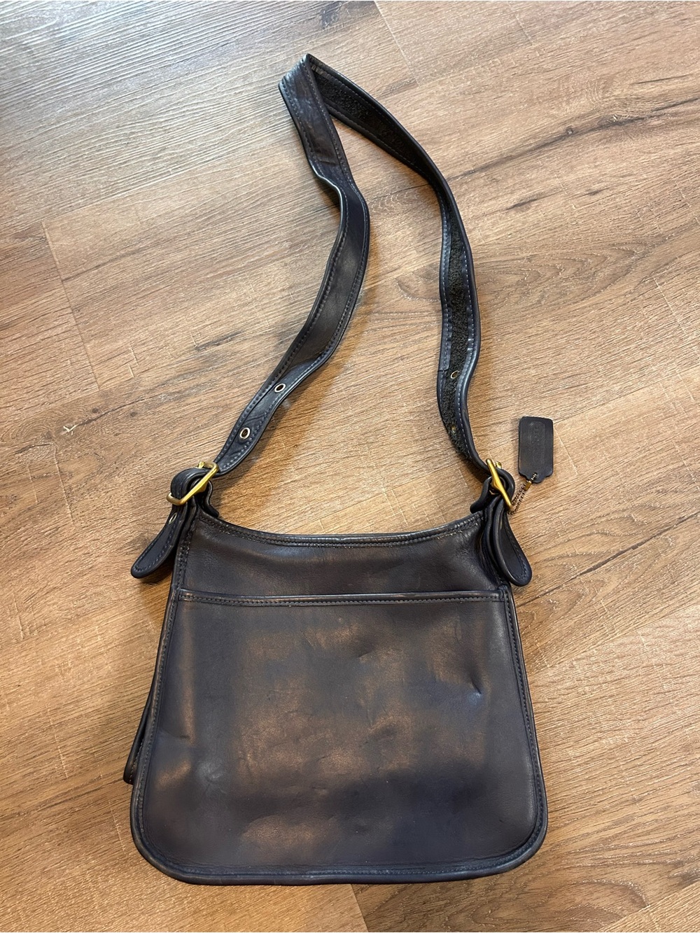 Vintage Navy Blue Coach Legacy 1966 Shoulder Bag Womens Leather Zip Top Brass